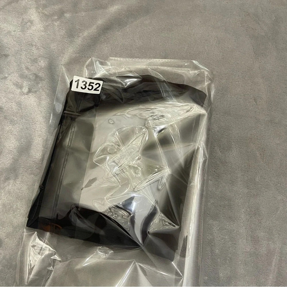 Lululemon Wunder Under High-Rise Tight *Mix & Mesh 28"
Black 21352 - Picture 14 of 14